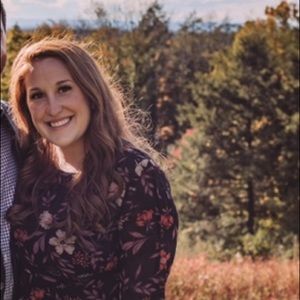 Meet your Posher, Liz